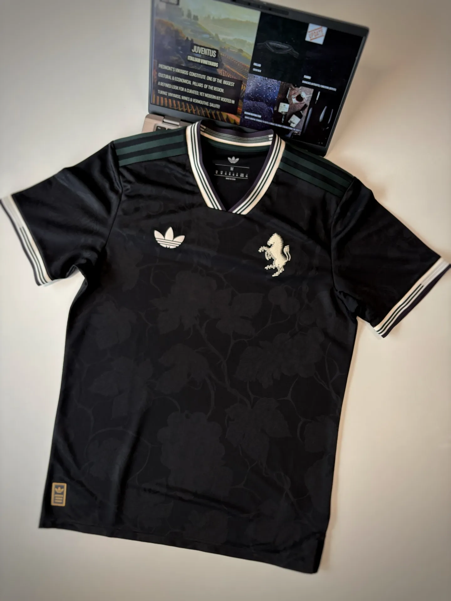 Image of Juventus 25/26 Third Kit player