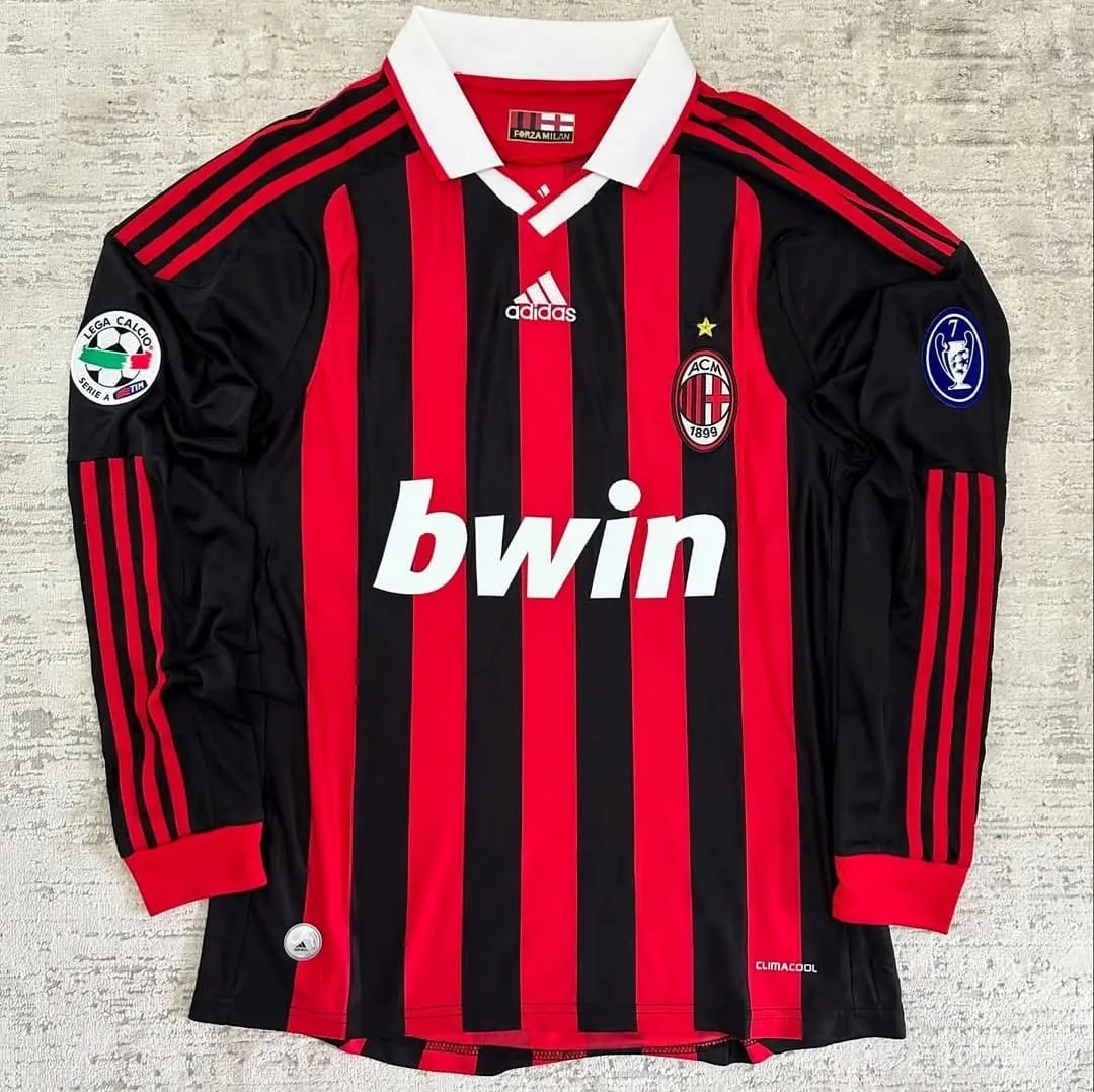 Image of Ac Milan 2009-10 Home kit Full Sleeves Retro