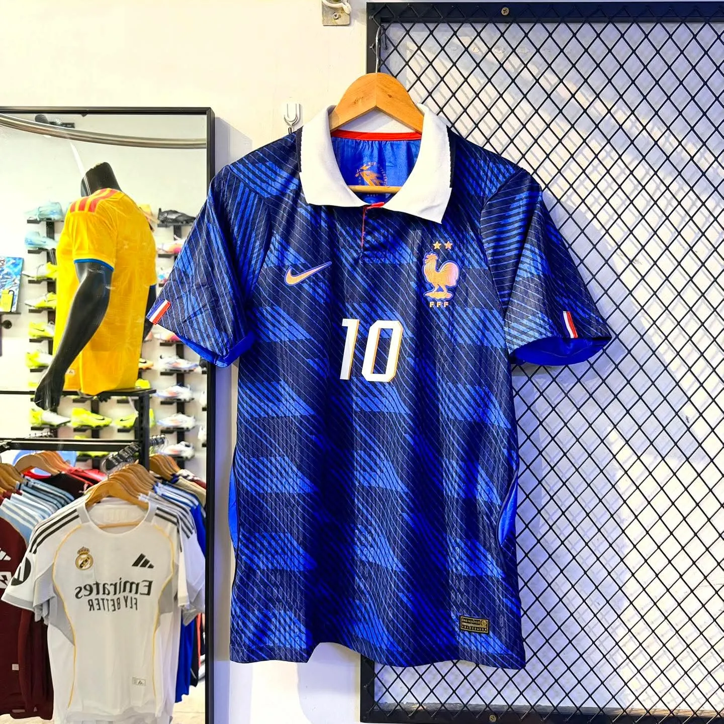 Image of France 26 Wc home kit player edition