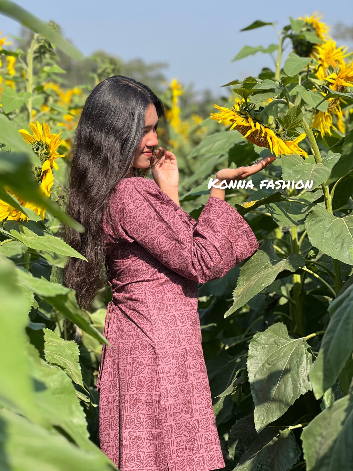 Image of Simple Look, Stunning Feel A Perfect Short Kurti for Your Daily Fashion Statement