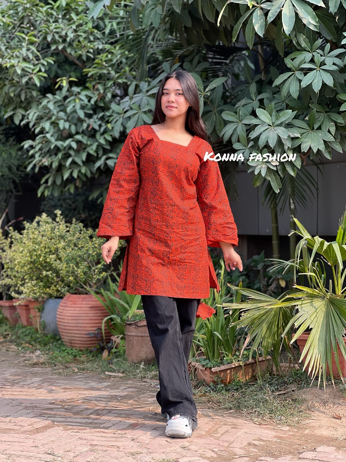 Image of Chic Short Kurti for Women – Casual & Stylish Look