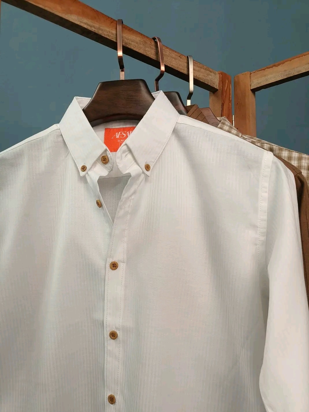 Image of Classic Plain White Shirt – Timeless Essential